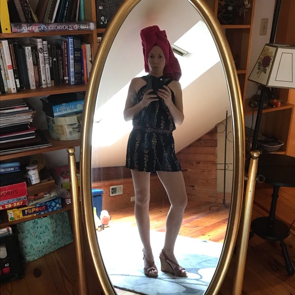 BCBGMAXAzria Floral Romper, NWT, Size XS - Picture 14 of 16